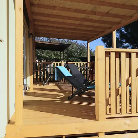 Panorama Mobile Homes In Park *