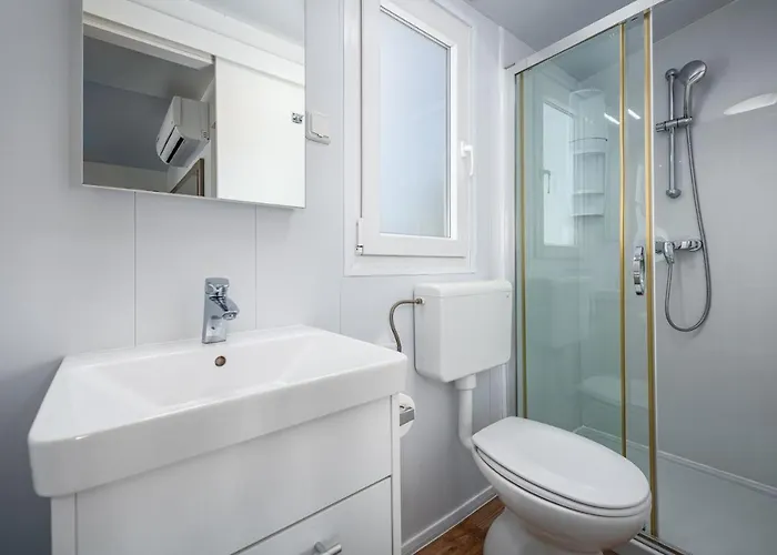 Panorama Mobile Homes In Park *