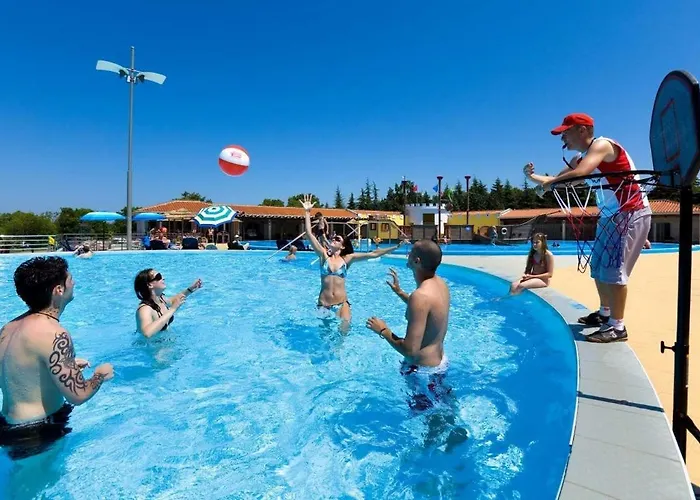 Panorama Mobile Homes In Park * Umag