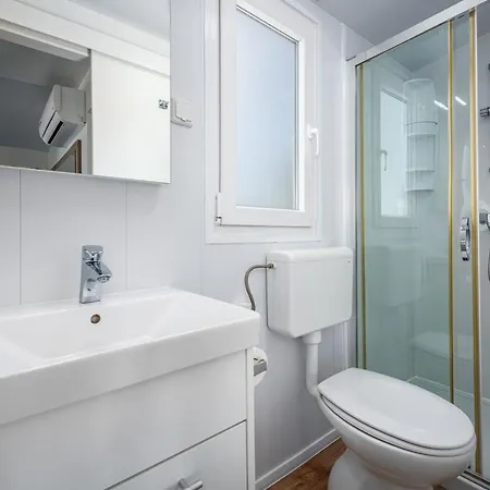 Panorama Mobile Homes In Park *