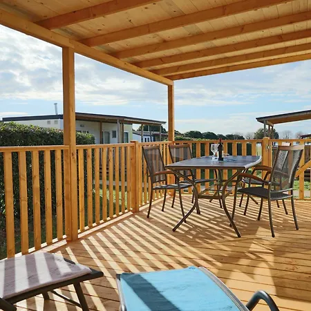 Casa vacanze Touristra Mobile Homes In Park Umago